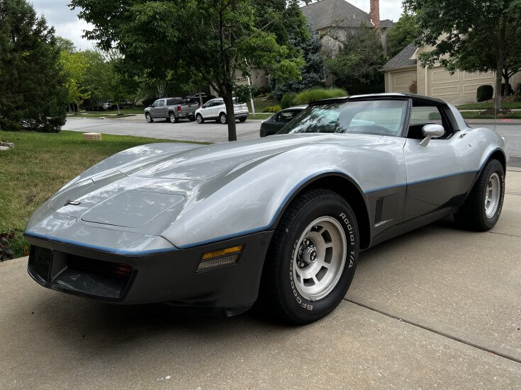 Thumbnail Photo undefined for 1981 Chevrolet Corvette